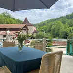 La Source Aux Chevreuils *